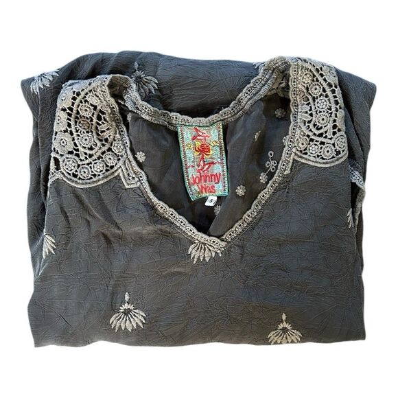 Johnny Was Blouse Womens Small Gray Embroidered Boho Bell Sleeve V-Neck Tunic - Picture 9 of 9